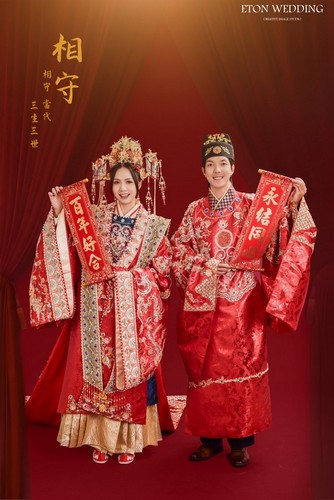 漢服婚紗推薦,婚紗工作室漢服,漢服婚紗攝影,漢服婚禮禮服,傳統漢服婚紗,時尚漢服婚紗,漢服個人寫真,漢服全家福攝影,漢服拍照,漢服寫真
